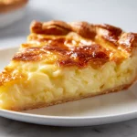 Uudenlainen airfryer juustopiirakka, jossa on täydellinen juustotäyte ja kultainen pinta