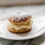 Voisilmäpulla airfryerin avulla, herkullinen ja pehmeä leivonnainen.